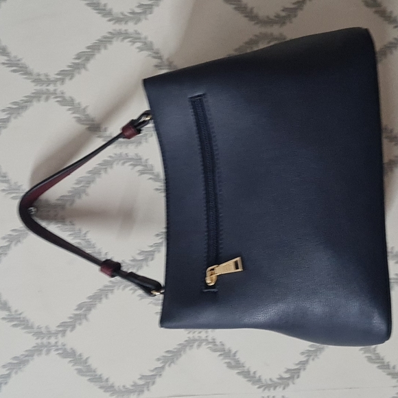 Handbag. - Picture 2 of 12